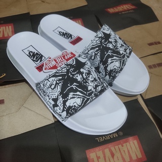 รองเท้าแตะ Marvel Vans Slop สําหรับผู้ชาย และผู้หญิง