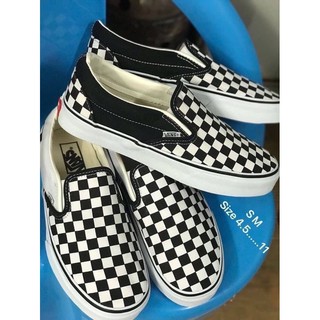 รองเท้า.vans สินค้าพร้อมกล่อง