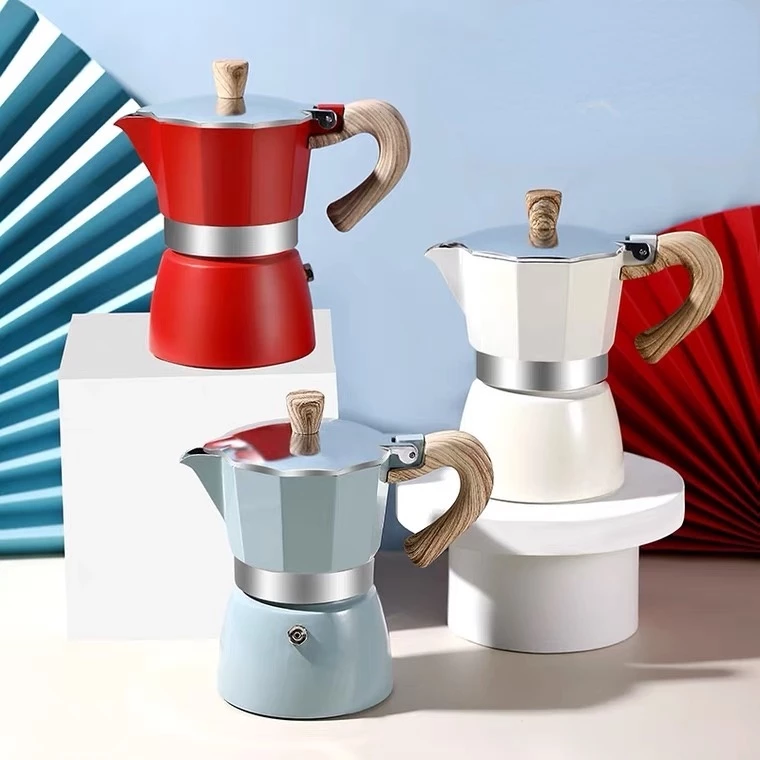 [พร้อมส่ง] Moka Pot กาต้มกาแฟสดพกพา รุ่นหนา หม้อต้มกาแฟ ทรงแปดเหลี่ยม หูจับลายไม้ มีหลายสี150/300ML thumbnail 3