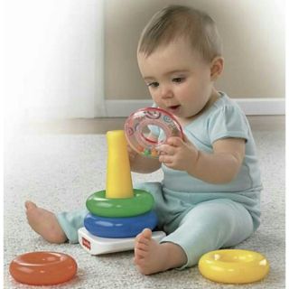 ห่วงเรียงซ้อน Fisher Price Brilliant Basic