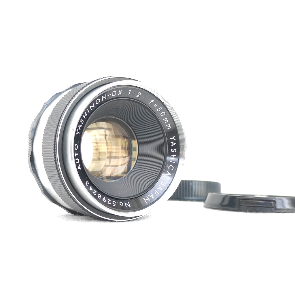 เลนส์มือหมุน ยี่ห้อ Yashica Yashinon DX 50mm F2 MF Standard
M42 Mount new arrival