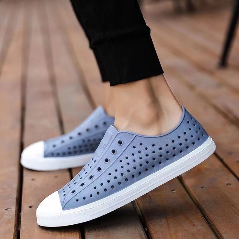 รองเท้ายางแบบสวม ใส่ลุยน้ำ  ได้ทั้งผู้ชายและผู้หญิง ไซส์38-45​ รุ่น-NT Clogs