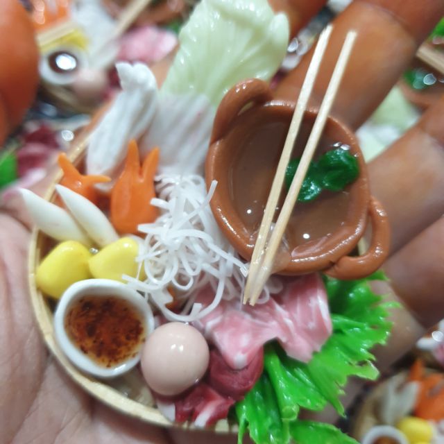 ชุดฃานปั้นจากดินไทยจื้มจุ่มหม้อดินจิ๋ว