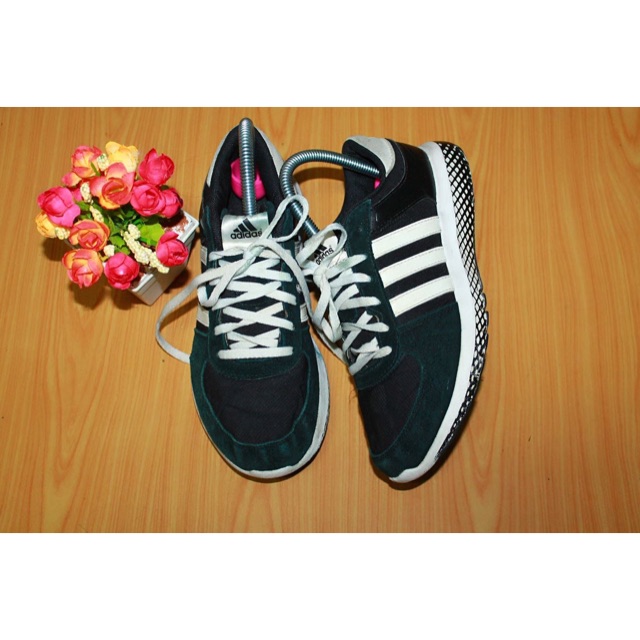 รองเท้า Adidas มือสองแท้