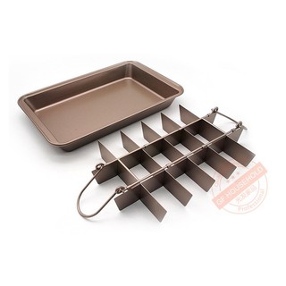 ชุดอบบราวนี่พร้อมตัดเป็นช่อง 18 ช่อง เทปล่อน อย่างดี ถอดก้นไม่ได้ Non-stick Bakeware