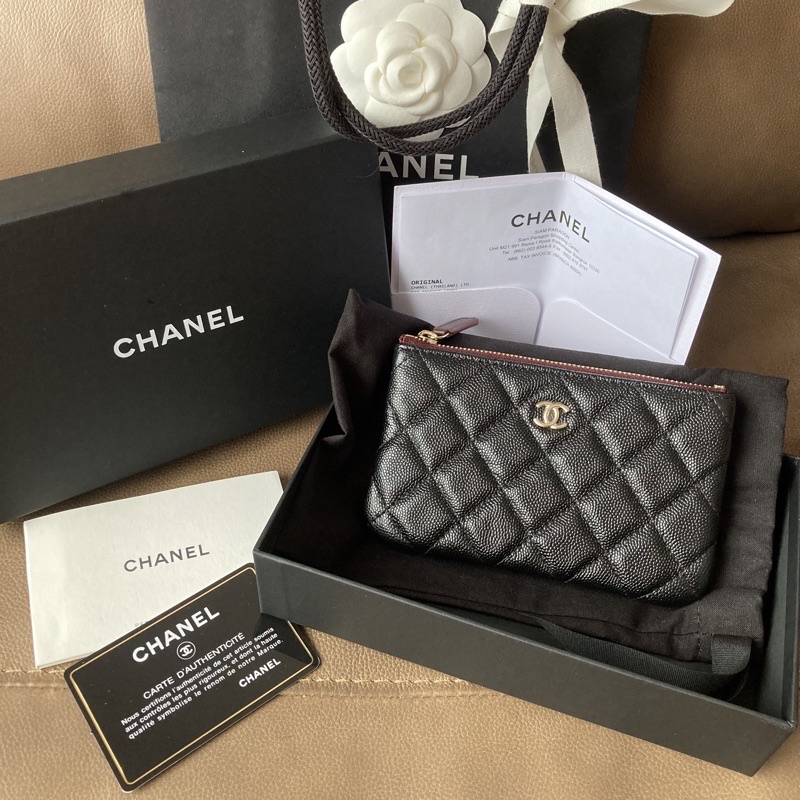 New! Chanel Classic Caviar Mini O-Case GHW Holo31