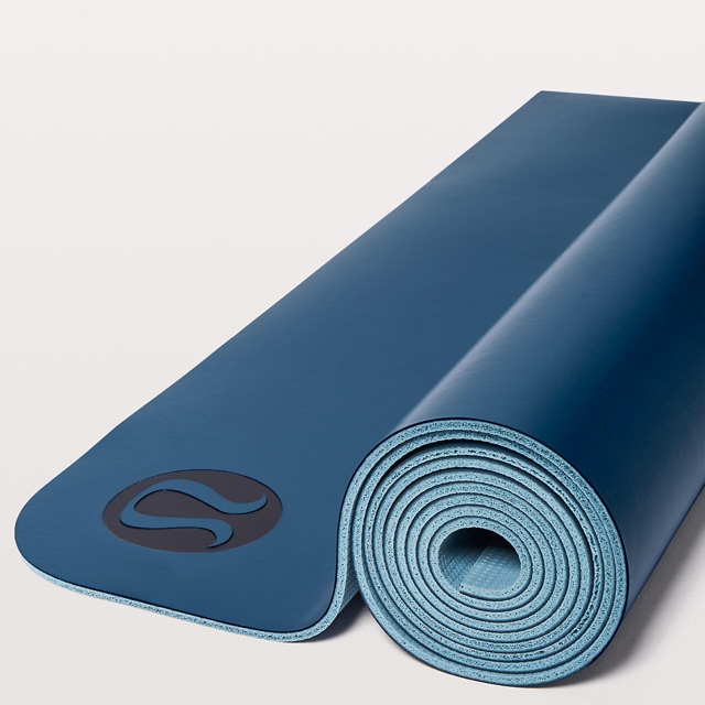 เสื่อโยคะ lululemon the revisible mat