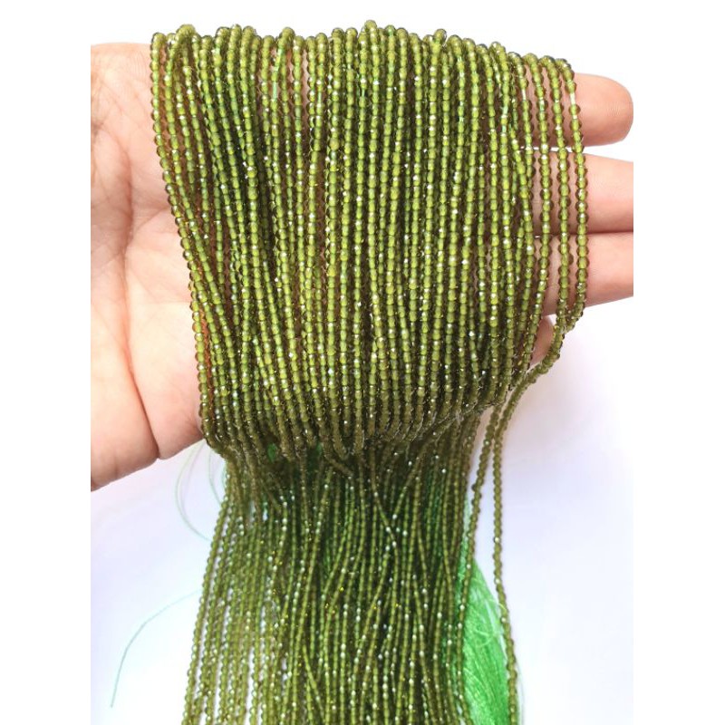 พลอยเพอริดอท สังเคราะห์ 1 เส้น ขนาด 2.1 มม. อะไหล่ร้อยเครื่องประดับ เกรด AAA Peridot Rondelle Faceted Beads - รูปที่ 3