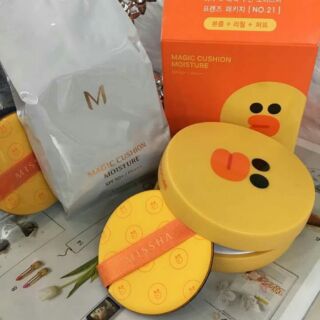 Missha Magic Cushion Moisture Special Kit [Line Friends Edition]  สูตรเพิ่มความชุ่มชื้น Sally