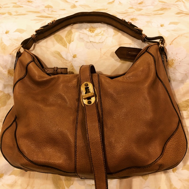 Second hand Burberry bag