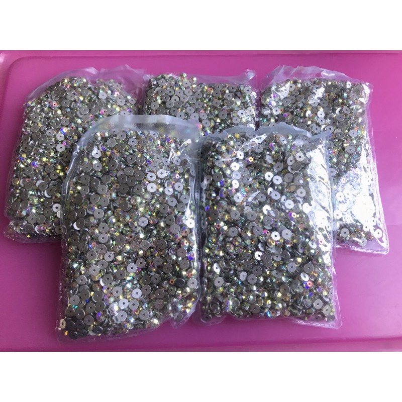 เพชรรู เพชรกระจกสีรุ้งขนาด3 4 5 6มิล(สินค้าพร้อมส่ง)