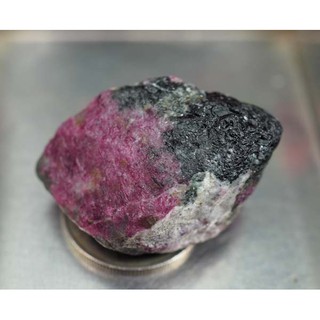 พลอยทับทิมซอยไซต์ (Ruby in Zoisite ) 84.05 กะรัต (RU0205)