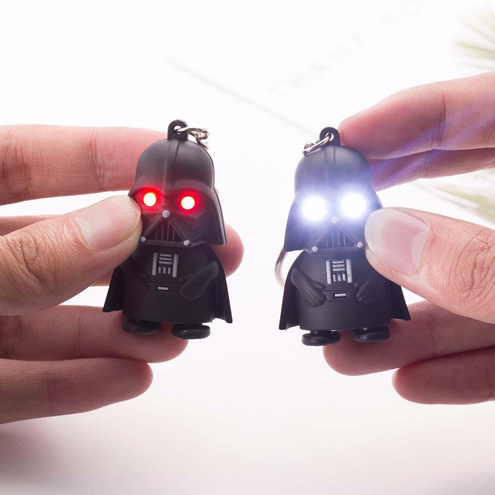 พวงกุญแจจี้ Star Wars มีไฟ Led สําหรับ Unisex