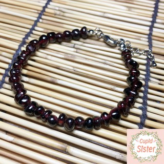 สร้อยข้อมือโกเมนแบบคละไซส์ (Mixed Shape Garnet Bracelet)