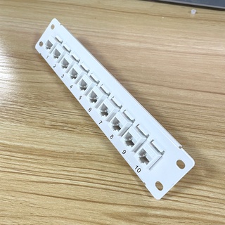 R* CAT6 แผ่นแพทช์ติดผนัง 10 พอร์ต 10G รองรับ 1U UTP 19 นิ้ว