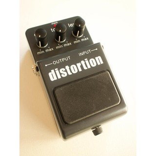 Carlsbro เอฟเฟก Carlsbro รุ่น Distortion + แบตเตอรี่ 9 โวลท์