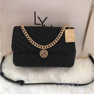 กระเป๋า LY N มาม่อน ขนาด 10 นิ้ว สายสะพาย สายโซ่ปรับสายได้ อุปกรณ์ ป้ายราคา ถุงผ้า อะไหล่ป้ายเหล็กด้านหน้ากระเป๋า
