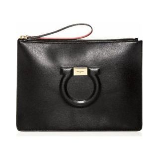 Ferragamo Gancini City Medium Leather Wristlet กระเป๋าคลัทช์ เฟอร์รากาโม่