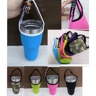 ถุงหูหิ้วสำหรับใส่แก้วเก็บความเย็น Tumbler  ขนาด 20-30 ออนซ์ ทำจากเนื้อผ้าแบบหนานุ่ม