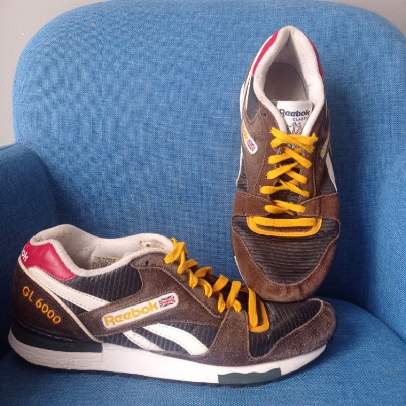 Reebok GL 6000 รองเท้าผ้าใบขนาด 42