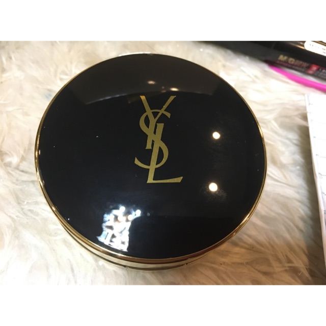 YSL Le Cushion Encre De Peau