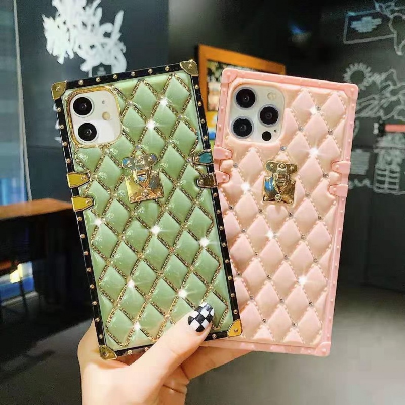 เคสโทรศัพท์มือถือ ทรงสี่เหลี่ยม ประดับเพชร หรูหรา สําหรับ iPhone 7 8 Plus X XR XS Max 11 12 13 Pro Max 12 13 Mini