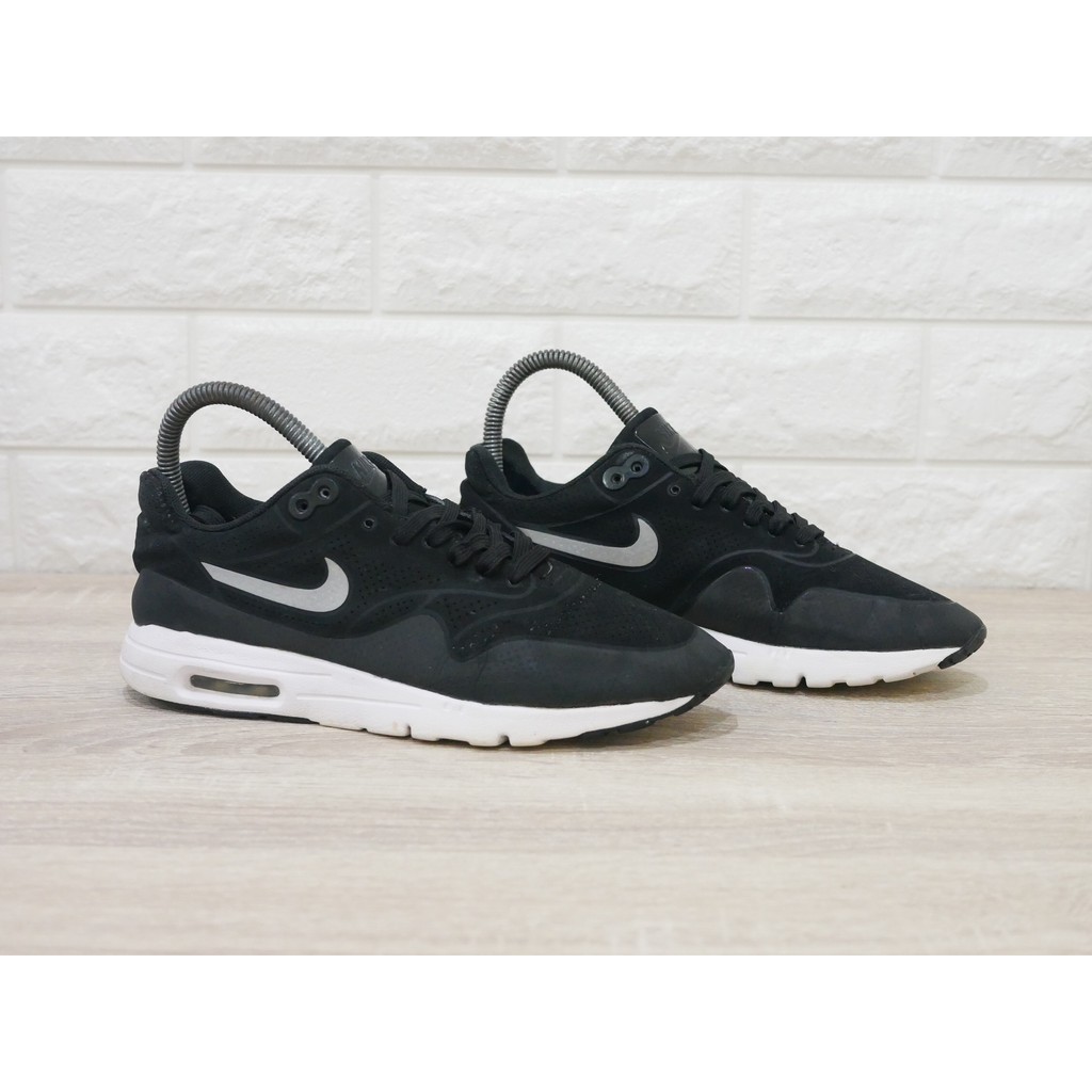 Nike Air Max 1 Ultra Moire BlackWhite มือสอง size36.5 ของแท้100% Nike Air Max 1 Ultra Moire BlackWhite มือสอง size36.5 ของแท้100%