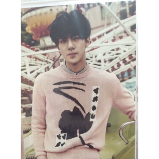 EXO Love Me Right Photo sehun