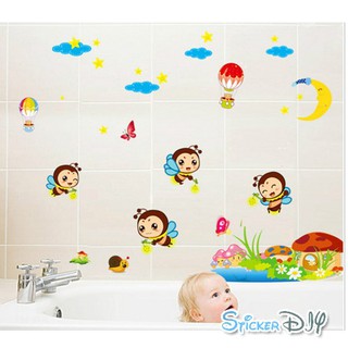 SALE Transparent wall sticker สติ๊กเกอร์ติดผนัง ผึ้งน้อยหรรษา (กว้าง115cm.xสูง105cm.)