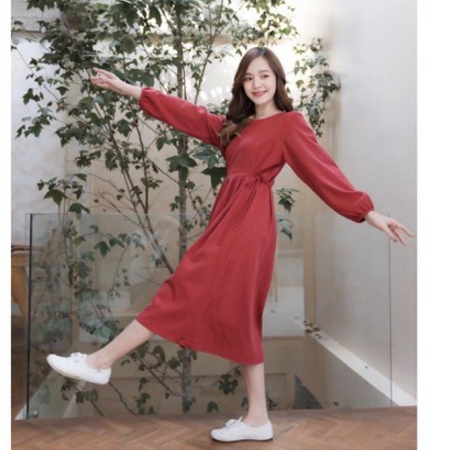 ชุดเดรสสีแดง kati.studio