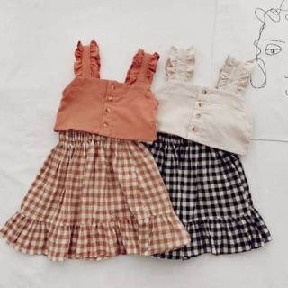 ชุดเซตเสื้อแขนกุด+กระโปรงลายสก๊อต น่ารักๆ ใส่สบาย