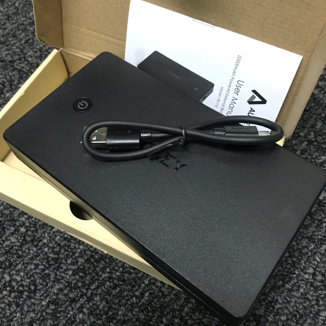 Aukey powerbank 20000mAh รุ่น PB-T10