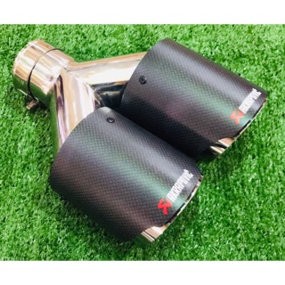 ปลาท่อคู่ Akrapovic คาร์บอนด้าน ปาก 3 นิ้ว ปลายชุบ AK1