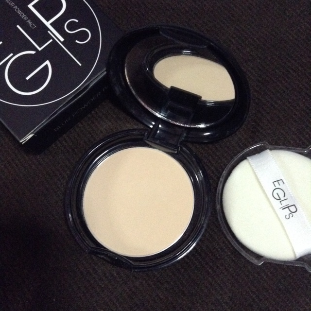 Eglips blur powder pact #23