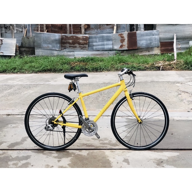 จักรยานไฮบริด เก่าญี่ปุ่น ยี่ห้อ Giant escape R3 แท้ สีเหลืองพาสเทลสวยๆ เฟรมอะลู ไซส์ XS (M)