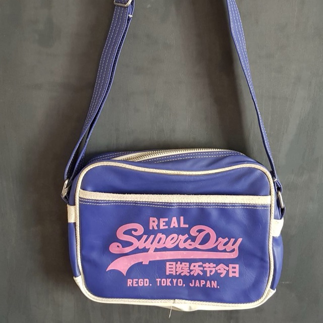 กระเป๋าสะพายข้าง Superdry ของแท้