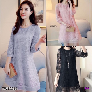 👗Pfashion [ส่งไว!!🚛] P12242 เดรสสั้น แแขนยาวลูกไม้ ชายและข้างแต่งผ้าแก้ว Short dress, long sleeves, lace The m