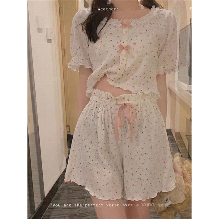 พร้อมส่ง ชุดนอน เสื้อแขนสั้น + กางเกงขาสั้น ผ้าคอตตอน ผ้านิ่มมาก ลายน่ารักๆ