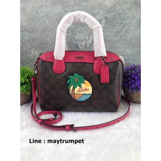 Coach รุ่น MINI BENNETT SATCHEL IN SIGNATURE CANVAS WITH BLUE HAWAII PATCHES (COACH F28947)