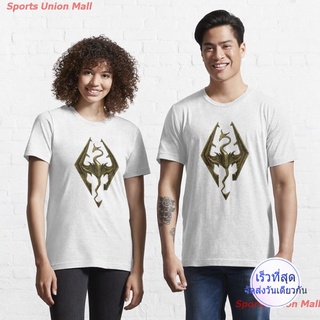 เสื้อยืดเท่ๆ ดาวเคราะห์เกม การ์ตูน โลกเสมือนจริง ผู้ชาย เสื้อยืด The Elder Scrolls V Skyrim Logo Gold Essential T-Shirt