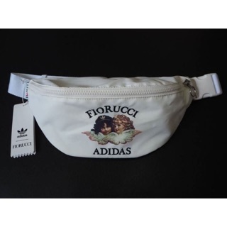 Adidas x Fiorucci Waist Bag (ED5893) ขนาด : 30 x 15 x 8cm วัสดุ : ผ้า Nylon ⚪️ สีขาว = 10