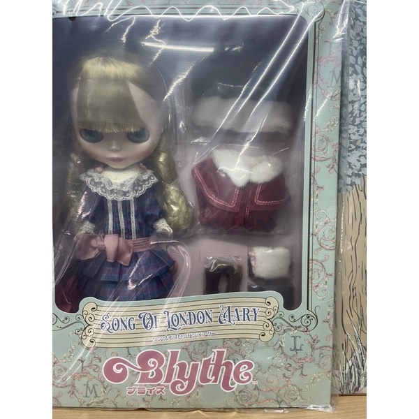 blythe  doll song of London mary