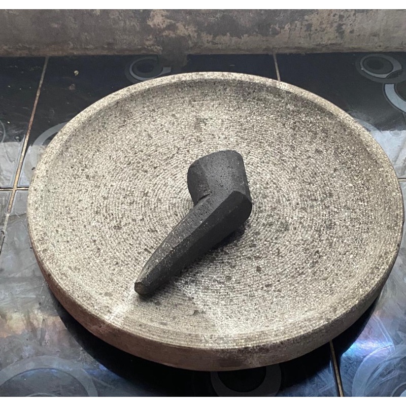 ลาวา STONE MORTAR ปัด 🇮🇩 35ซม [1ชุด]