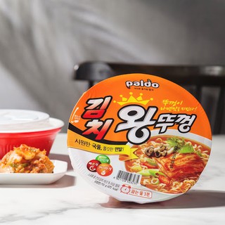 พร้อมส่ง 김치 왕뚜껑 บะหมี่กึ่งสำเร็จรูปรสกิมจิ Paldo Kimchi Kingdom Ramen 110g