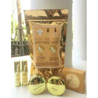 Gold Set Freshy Face
หน้าขาวเนียนใส วัยไหนก็ใช้ได้