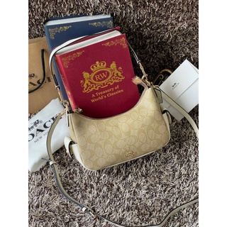 📮@1,790.-🔥🔥GRAND SALE 7 % +📍(ส่งฟรี EMS)🔥🔥💯Coach Pennie Shoulder Bag 25