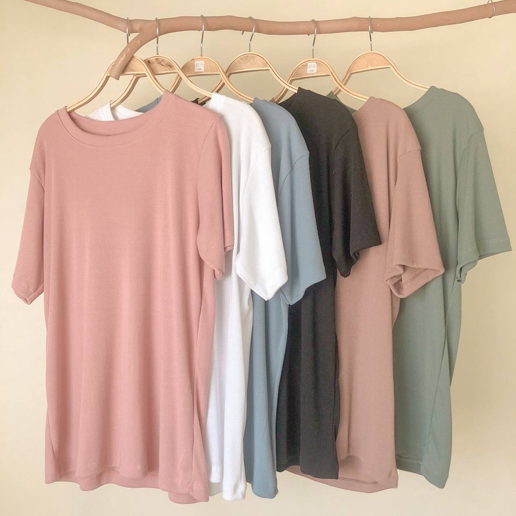 เสื้อยืดผ้าร่อง(ใหม่) สีพื้น เนื้อนุ่ม By omi