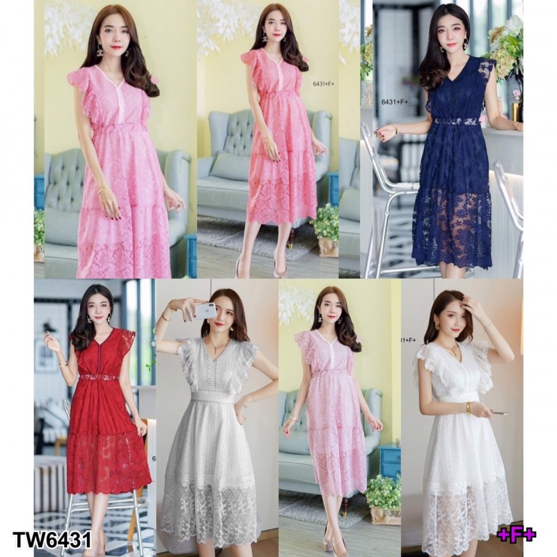 TT6431 แม็กซี่เดรสลูกไม้คอวีช่วงแขนแต่งระบาย V-neck lace maxi dress with ruffled sleeves