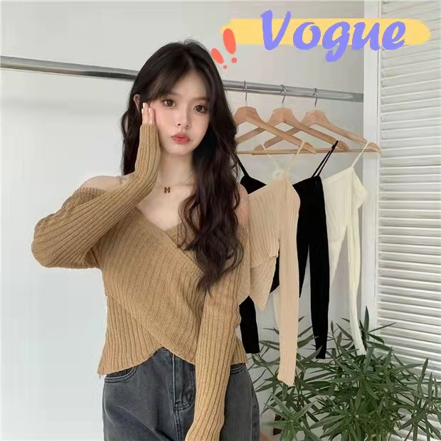 Vogue​ ​พร้อมส่ง​ เสื้อไหมพรมเปิดไหล่ ผ้าร่องใส่บายสีพื้นน่ารักใส่ง่าย (6533)
