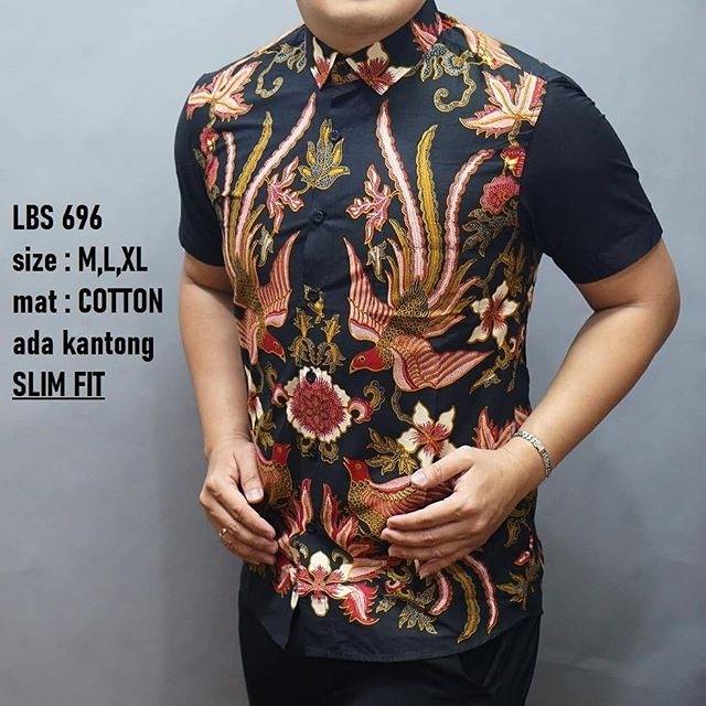 Kemeja Lbs 696 HEM เสื้อเชิ้ตแขนสั้นผู้ชาย SLIMFIT แขนสั้น LUIGI BATANI